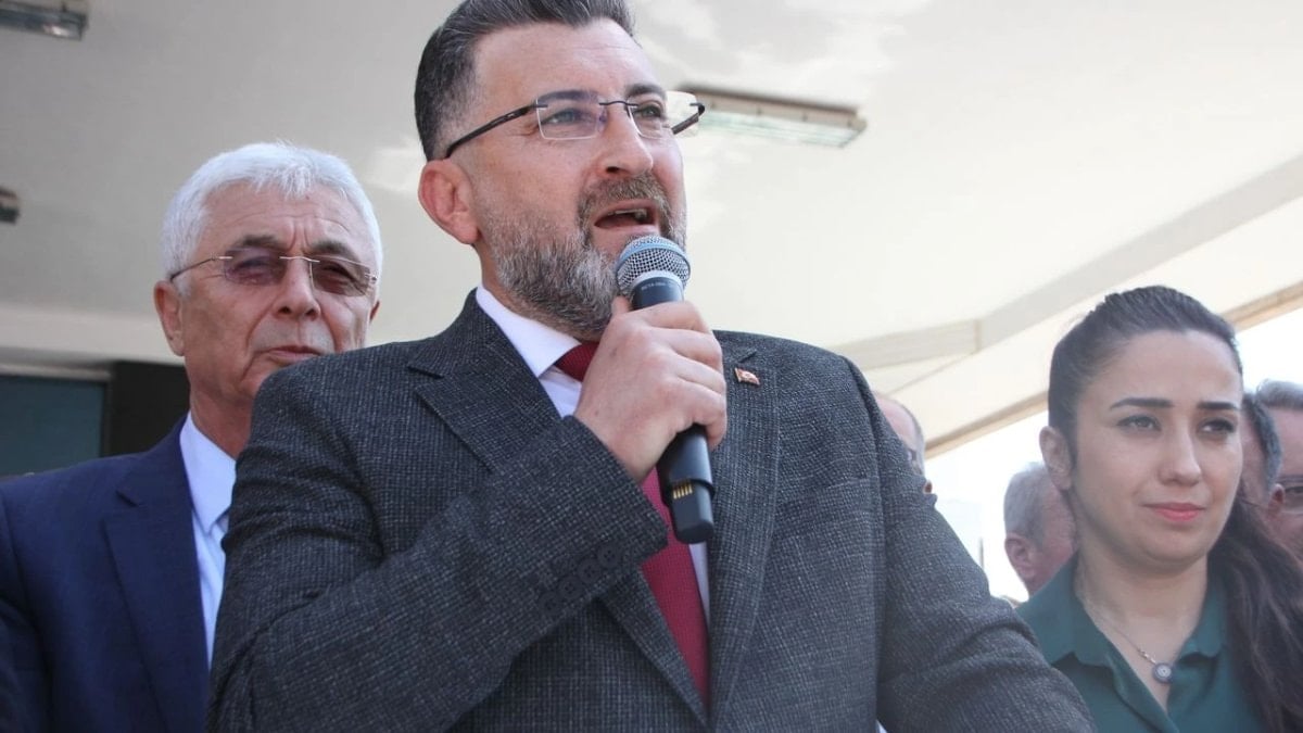 Serik Belediye Başkanı Kadir Kumbul, CHP’den istifa etti