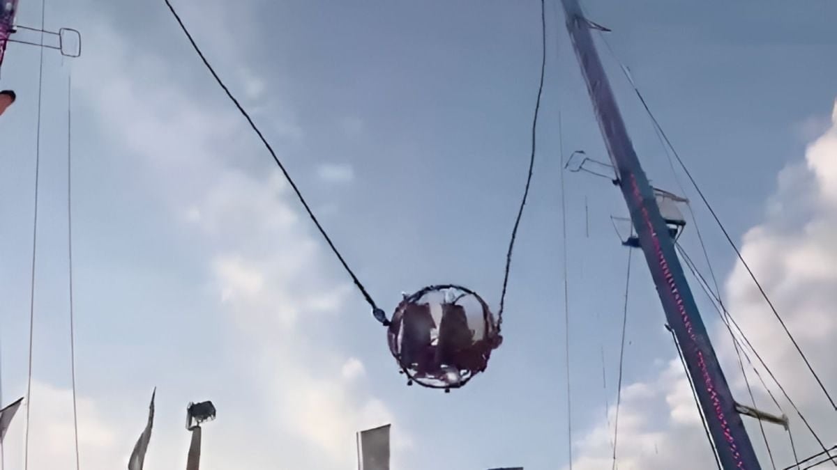 Sevilla’da lunapark faciası: Dev sapan oyuncağının halatı koptu, 4 kişi yaralandı