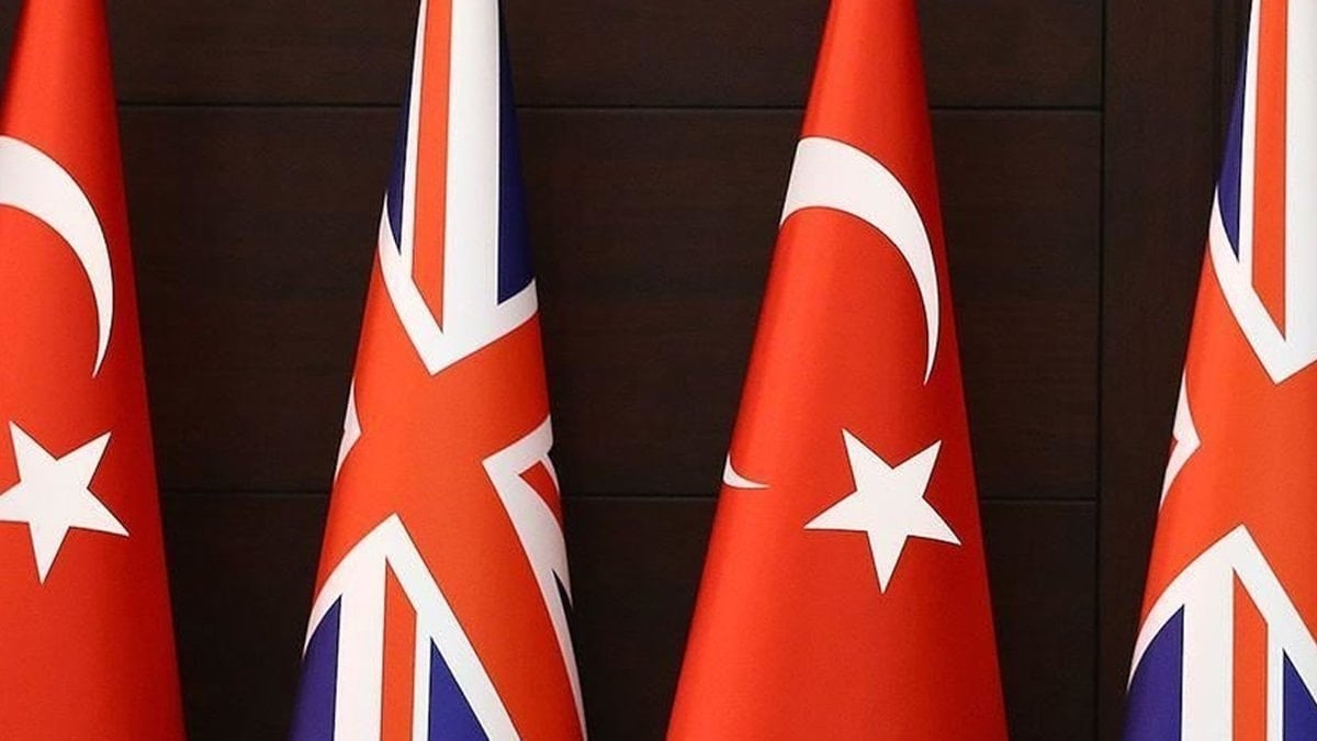 Türkiye ile İngiltere arasında stratejik ortaklık çerçeve belgesi imzalandı