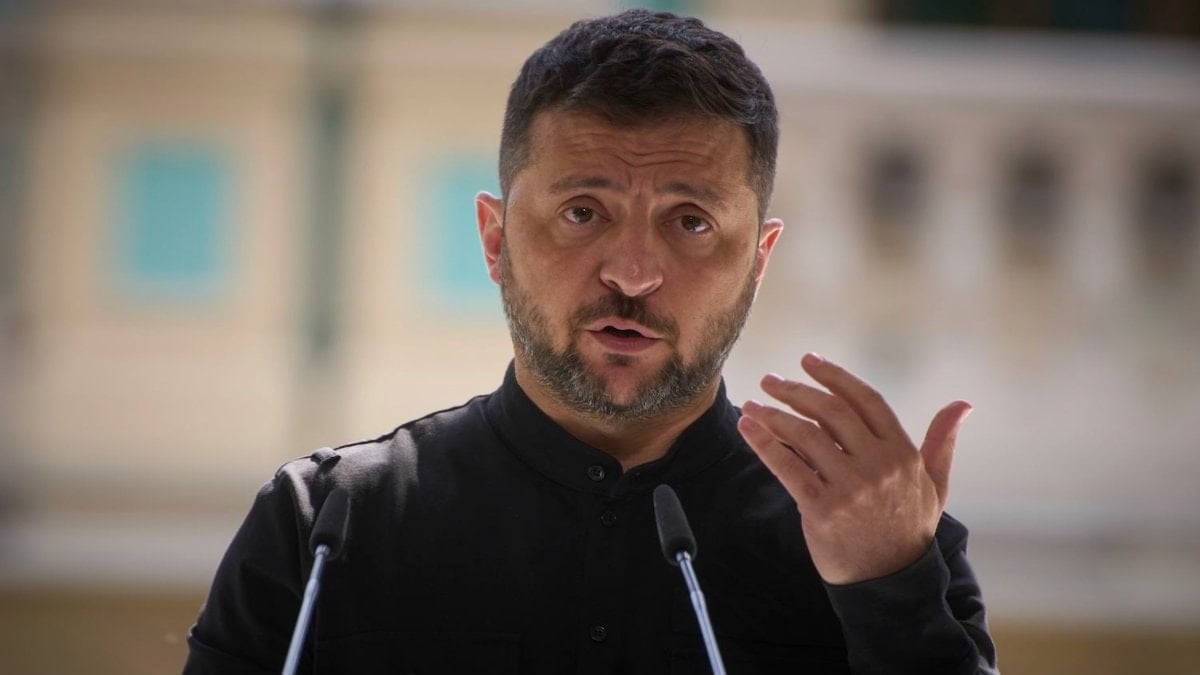 Vladimir Zelensky’den Rusya’ya zeytin dalı: Karşılık vermeye hazırız