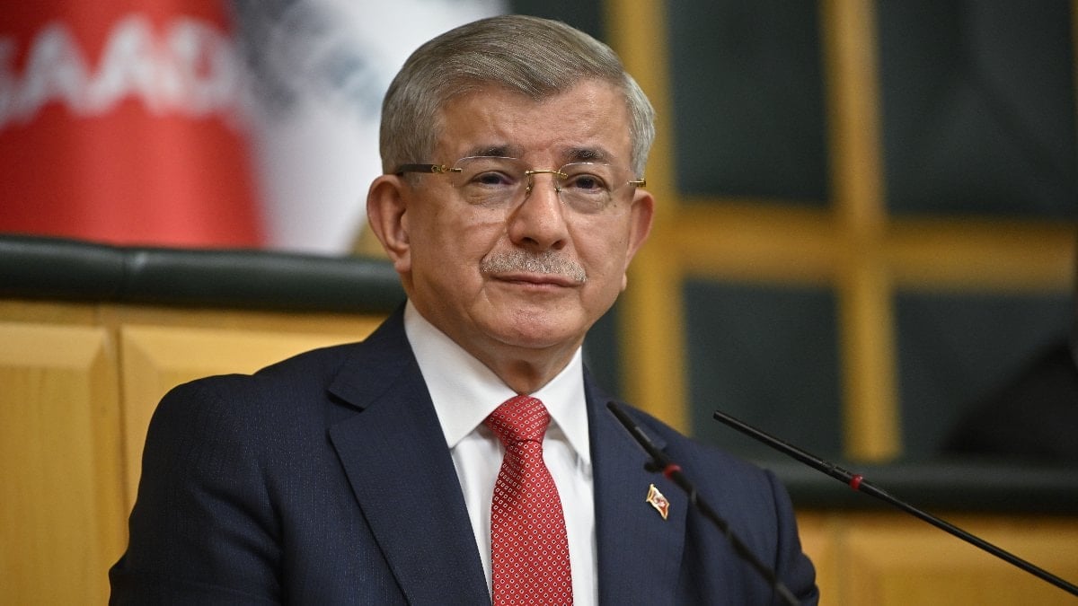 Ahmet Davutoğlu: İktidara oynayacağım diyorsunuz, yapamazsınız, arınacaksınız