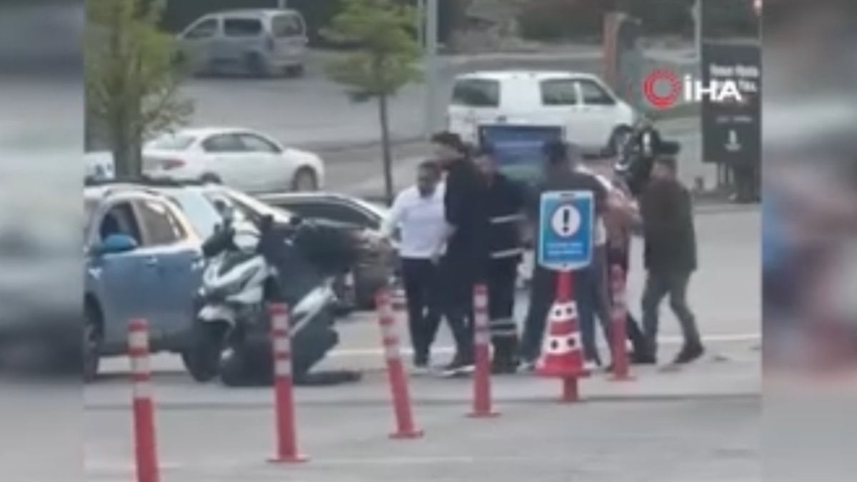 Başakşehir’de araç yıkama istasyonunda yumruk yiyen motosiklet sürücüsü bayıldı