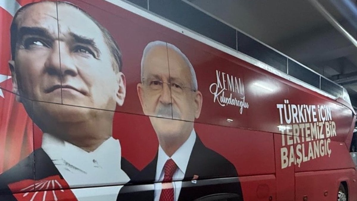 CHP’nin otobüslerine Kılıçdaroğlu resimleri giydirildi