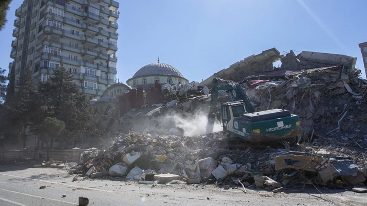 Depremde 146 kişinin öldüğü Hamidiye Sitesi’ne ilişkin davada karar açıklandı
