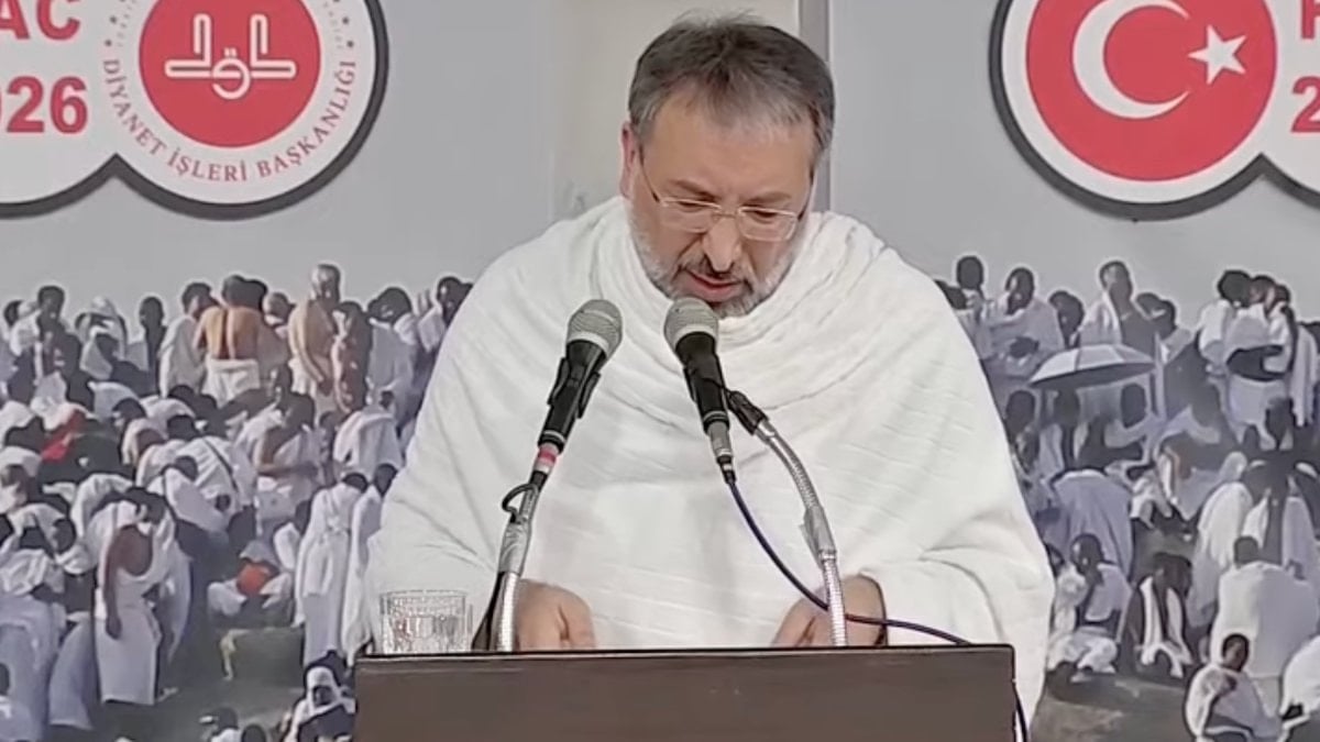 Diyanet İşleri Başkanı Safi Arpaguş, Arafat’ta vakfe duası yaptı