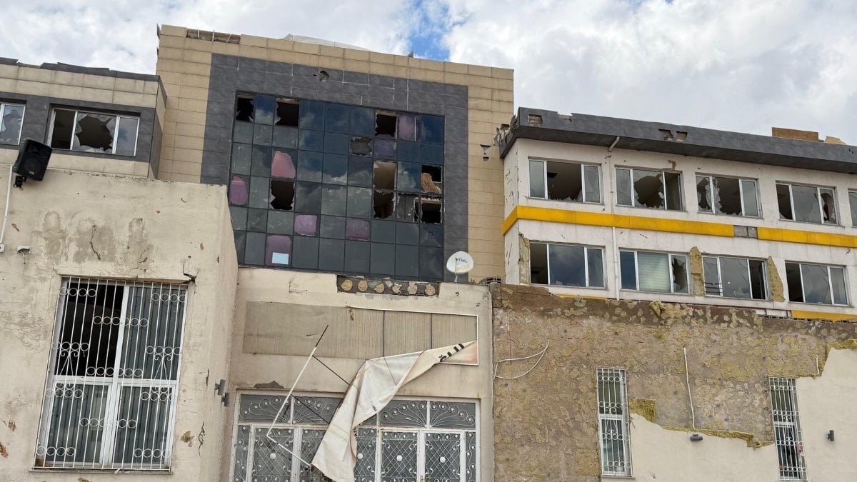 Gaziantep’teki ‘süper hücre’ okulda ağır hasara neden oldu