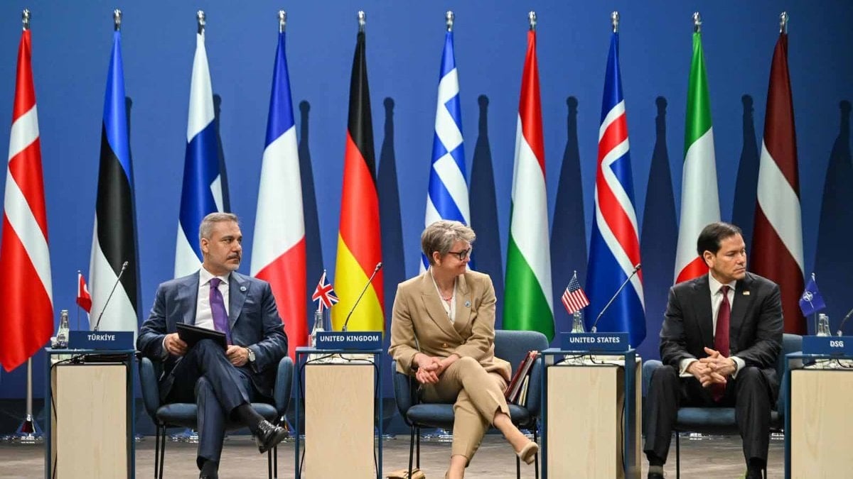 Hakan Fidan İsveç’te NATO toplantısına katıldı