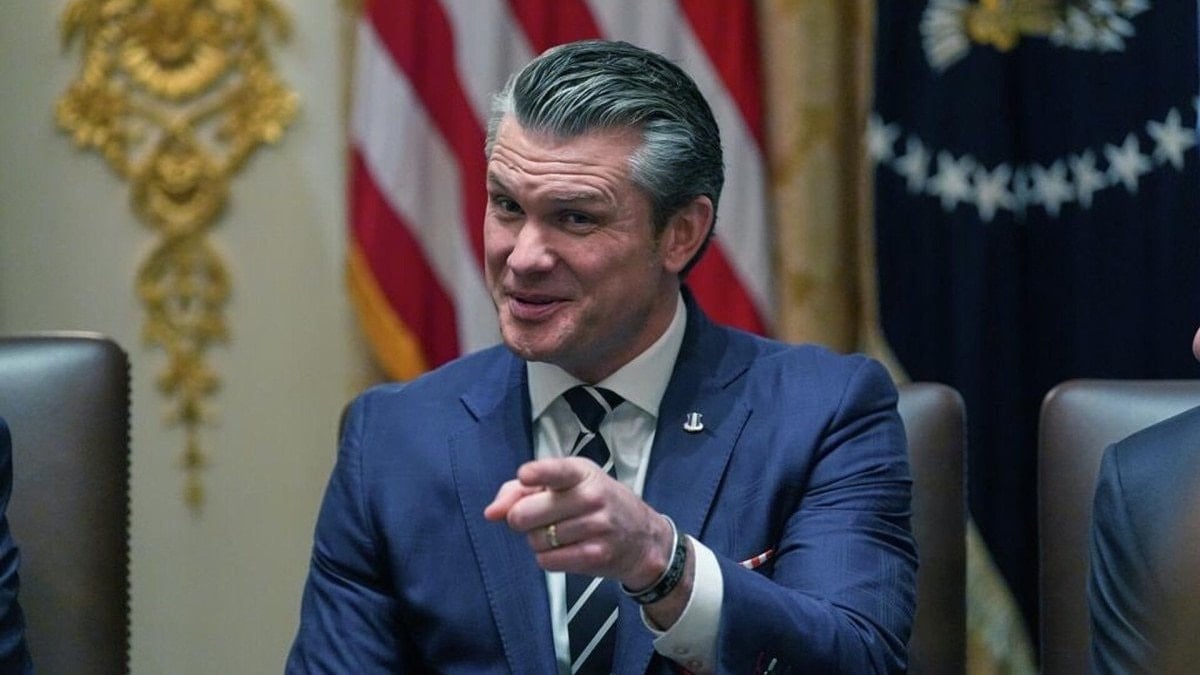 Hegseth: Gerekirse İran’ı yine vururuz