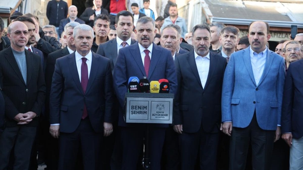 İçişleri Bakanı Mustafa Çiftçi, bayram namazını Konya’da kıldı