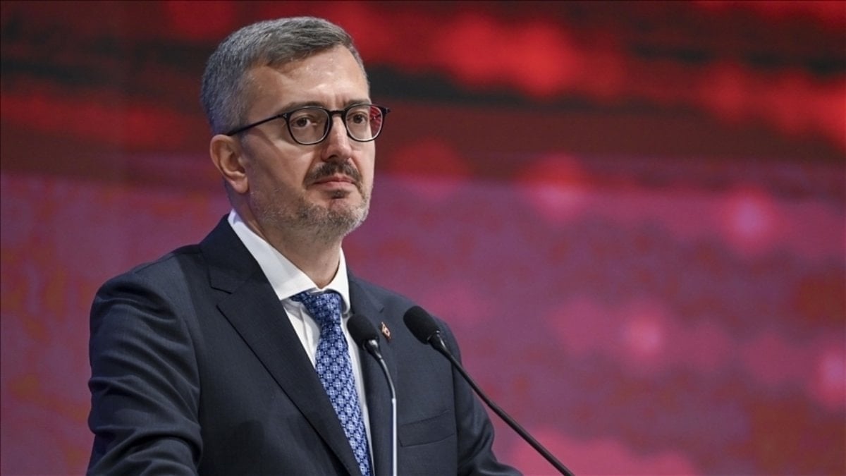 İletişim Başkanı Duran’dan Azerbaycan’ın Bağımsızlık günü mesajı