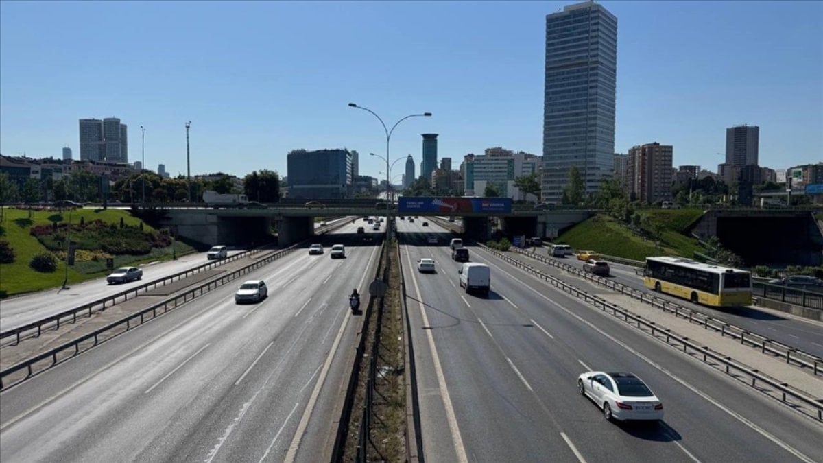 İstanbul’da trafik yoğunluğu yüzde 9