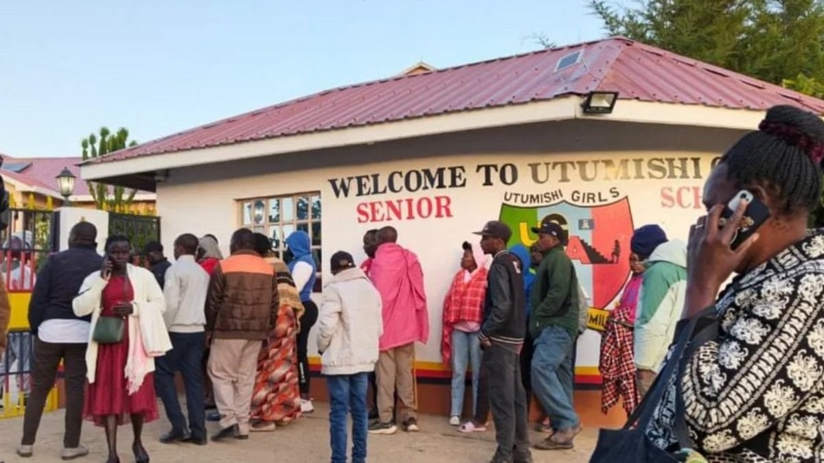 Kenya’da yurtta yangın: 16 ölü