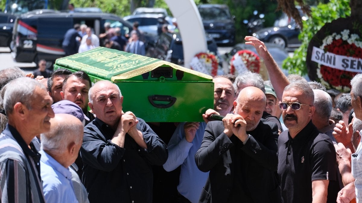 Mevlüt Çavuşoğlu’nun kardeşi, toprağa verildi