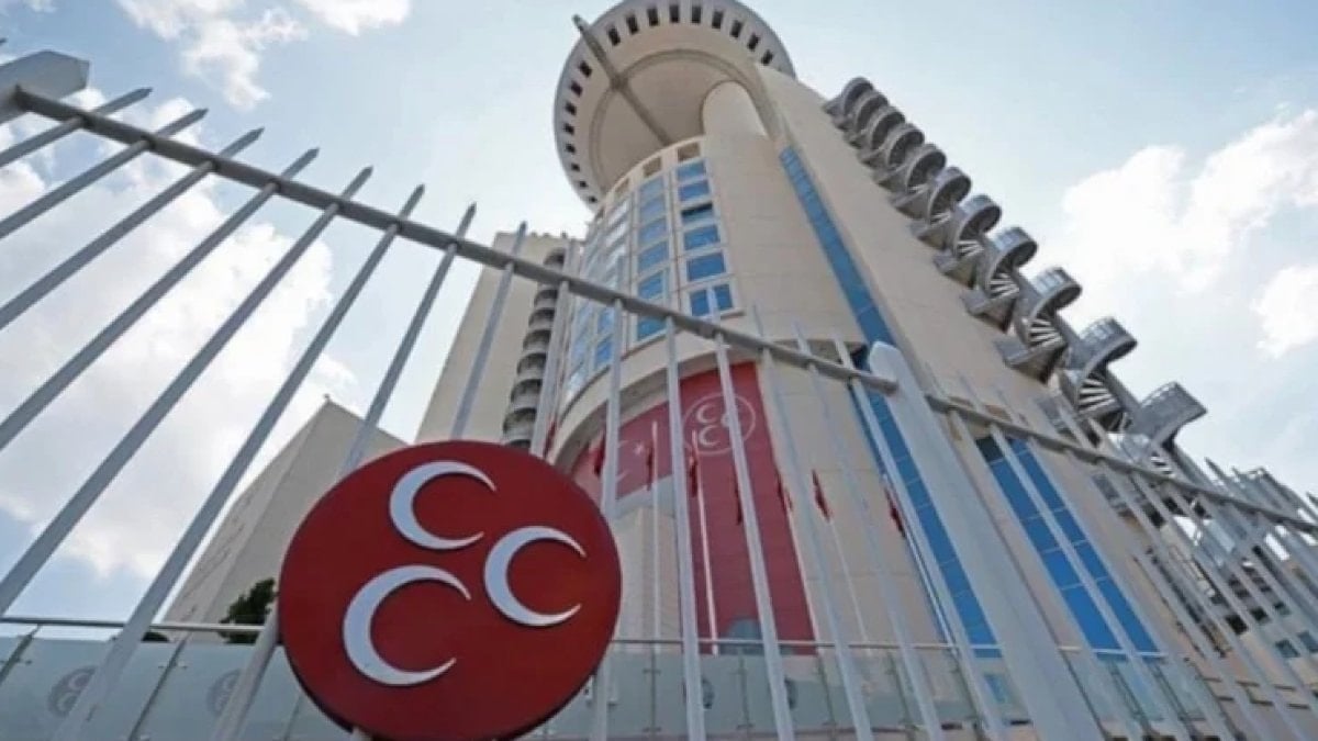 MHP’de bir il teşkilatı daha feshedildi