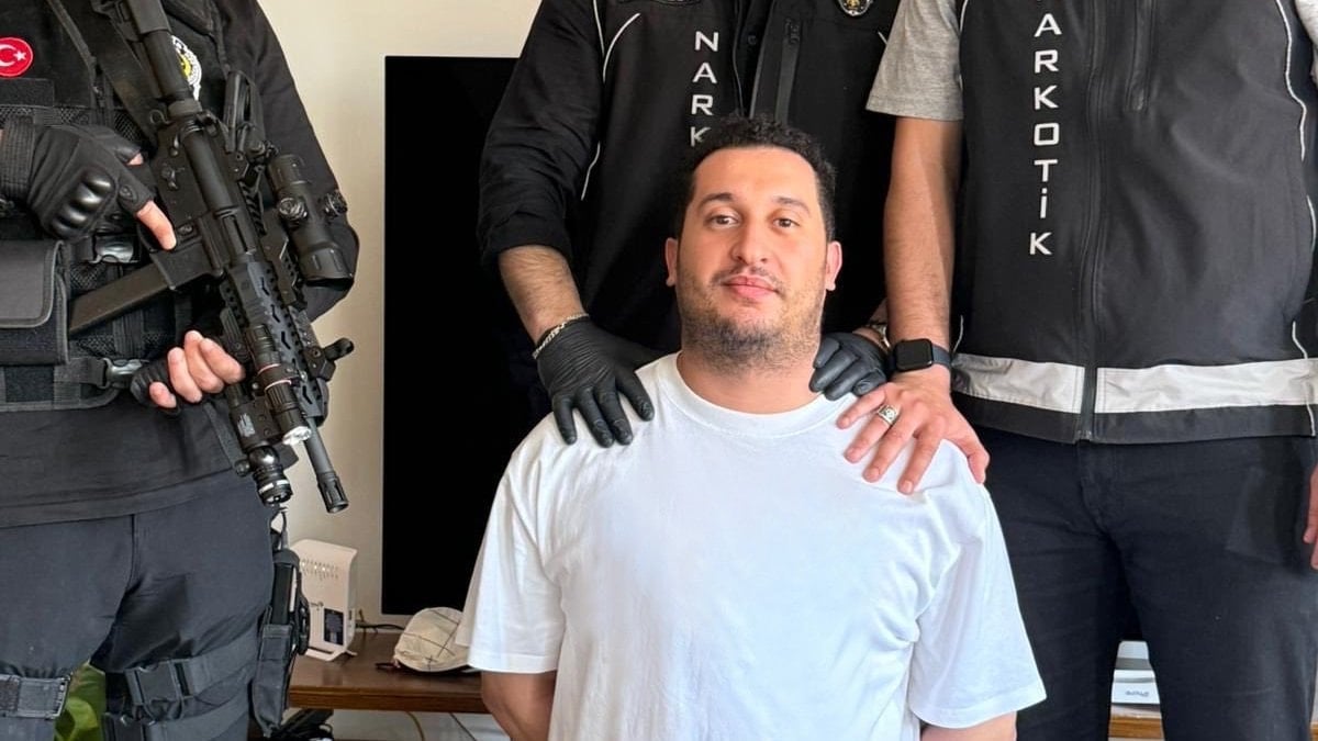 MİT, Faslı uyuşturucu kaçakçısı Mohamed Boulakhrif’u Şişli’de yakaladı