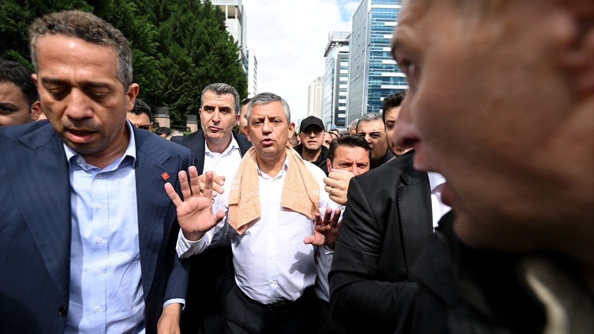 Özgür Özel’in TBMM’ye yürüyüşü sırasında yaşananlara ilişkin soruşturma