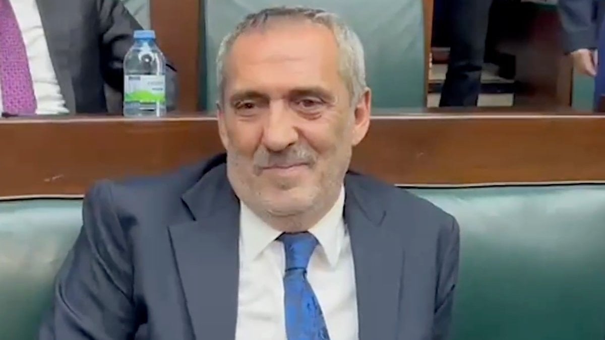 Ünlü sanatçı Yavuz Bingöl, AK Parti Grup Toplantısı’na katıldı