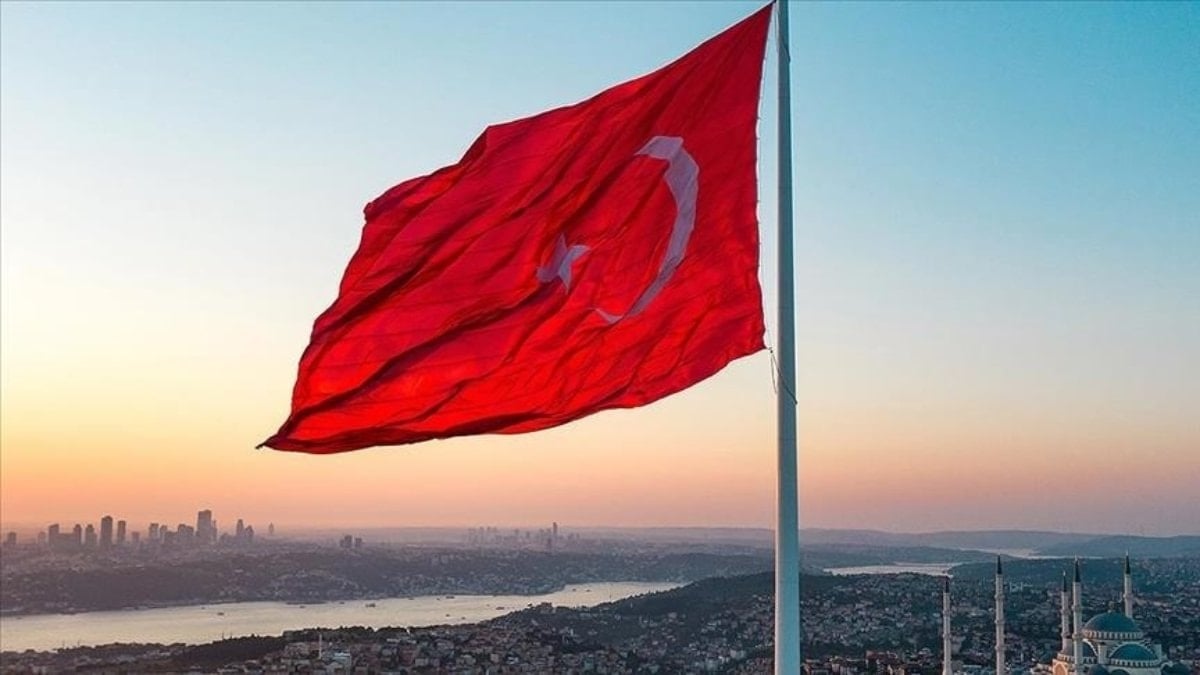 Yunan basını yazdı: Avrupa rotasını Türkiye’ye çevirdi