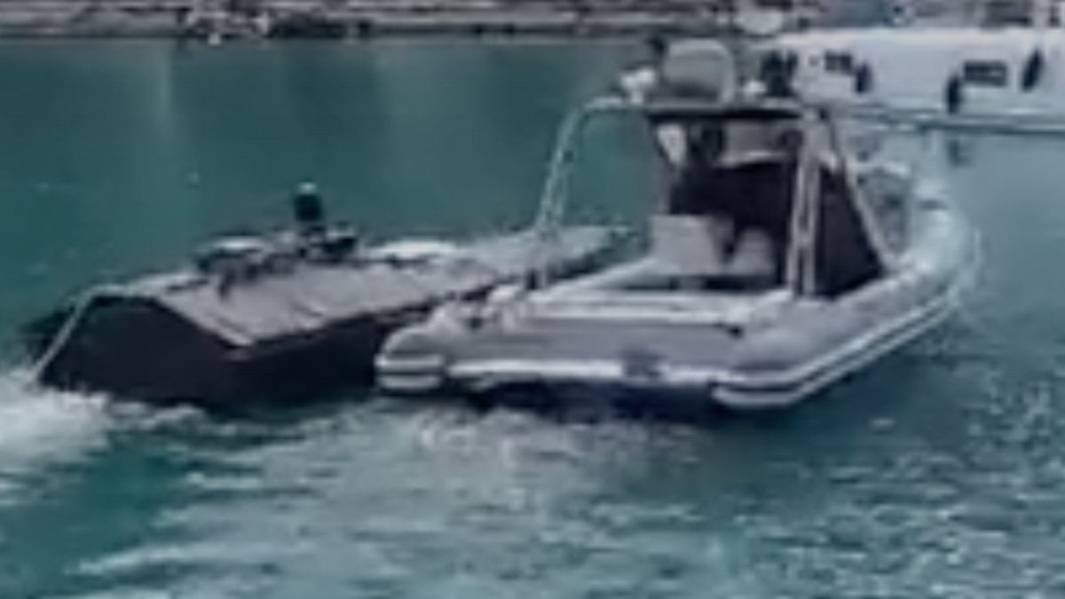 Yunanistan’da bomba yüklü İDA krizi