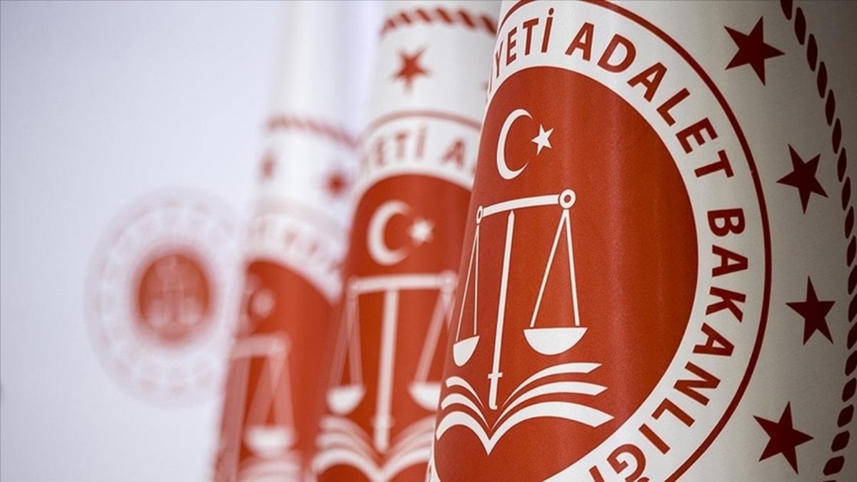 Adalet Bakanlığı’na 900 sözleşmeli icra katibi alınacak