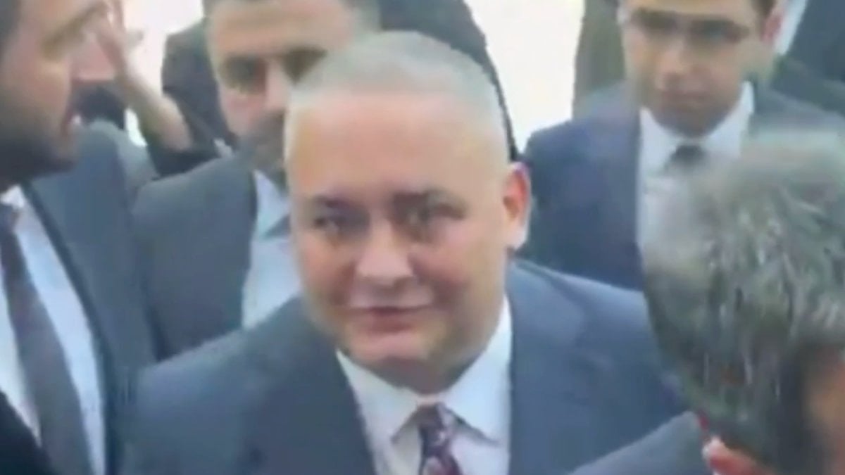 AK Parti’ye katılmaları beklenen Rasim Arı ve Mesut Özarslan genel merkeze geldi