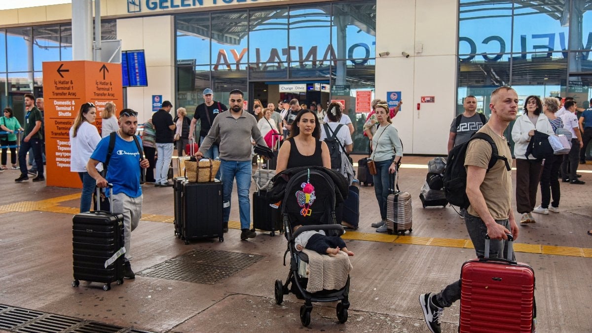 Antalya’ya 5 ayda 3,5 milyon turist geldi