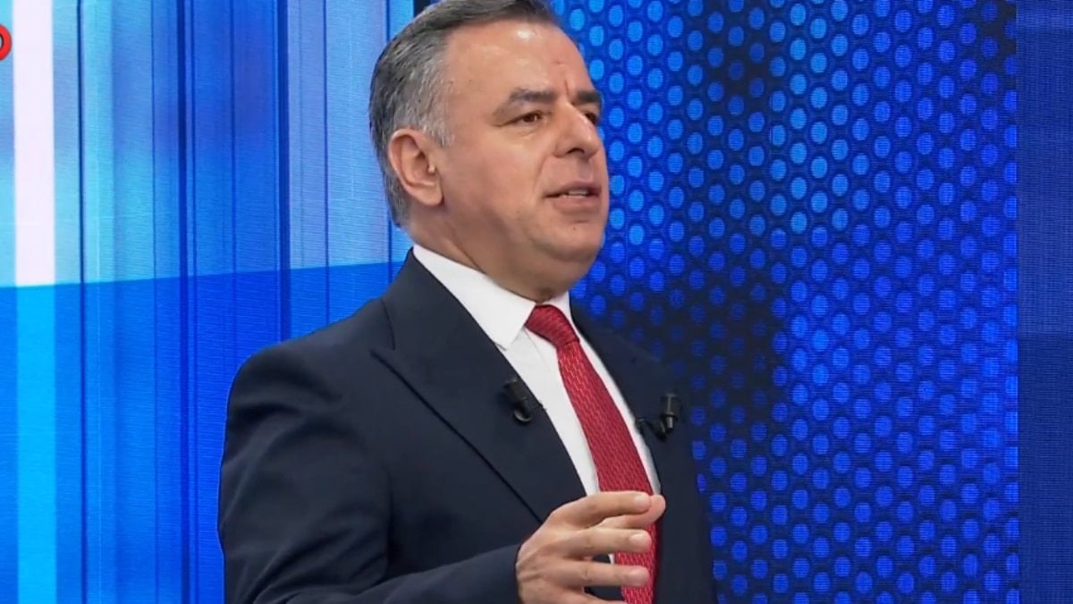 Barış Yarkadaş: 106 vekil sayısı Özgür Özel’in hayali