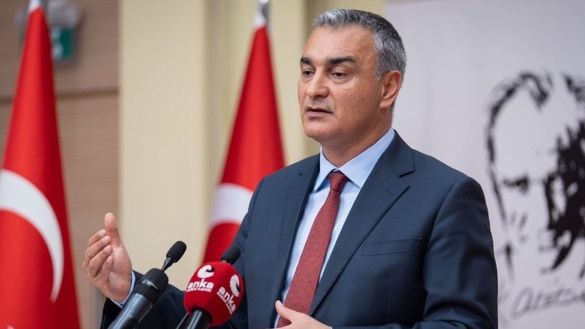 CHP Sözcüsü Müslim Sarı’dan Özgür Özel’in ihracıyla ilgili açıklama