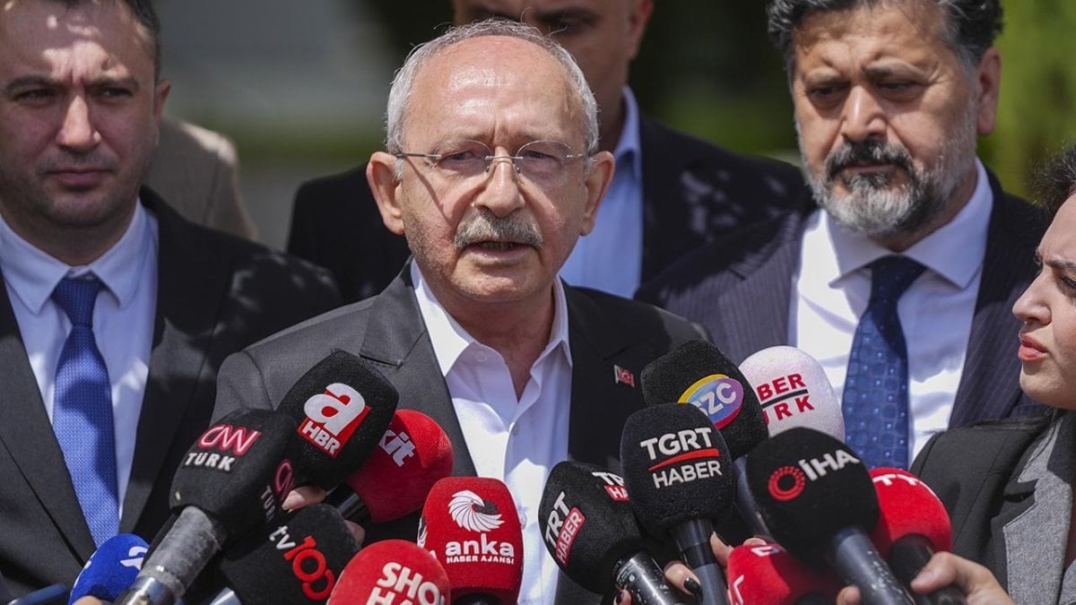 CHP’de 2 il başkanı görevden alındı