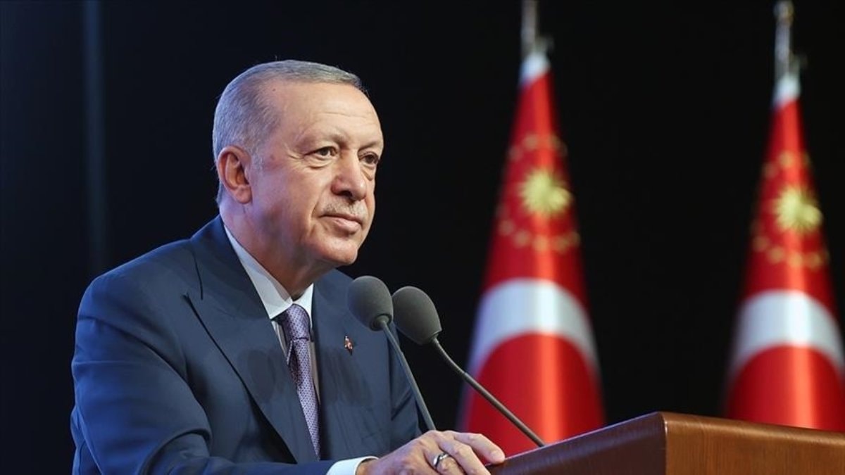 Cumhurbaşkanı Erdoğan’dan YKS mesajı: Sizler bu ülkenin geleceğisiniz