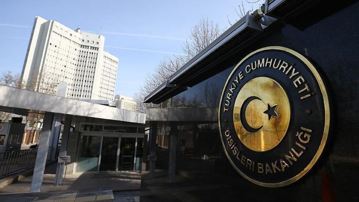 Dışişleri Bakanlığı’ndan, Karadeniz’de Türk gemisine İHA saldırısı açıklaması