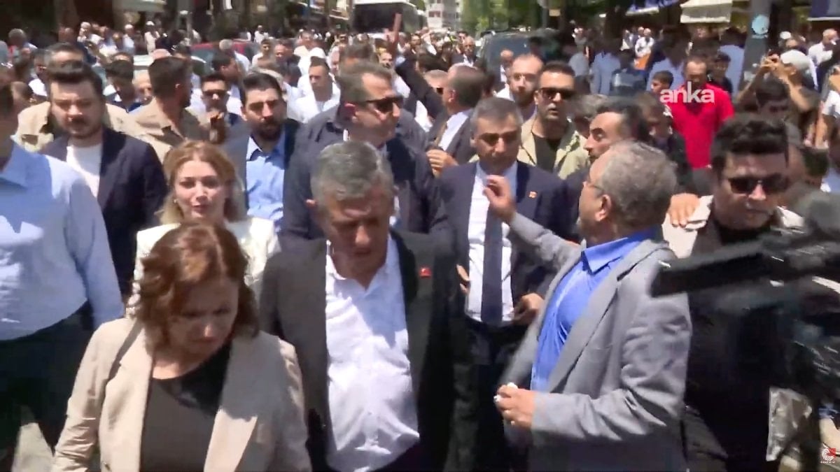 Diyarbakır’da Özgür Özel’i karşılayanların ‘Hain Kemal’ sloganlarını Sezgin Tanrıkulu susturdu