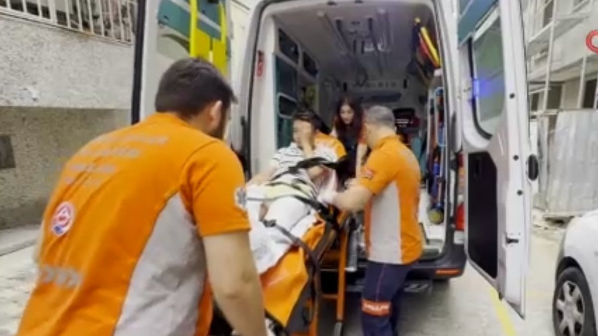 Diz kapağındaki problem nedeniyle LGS’ye ambulansla götürüldü