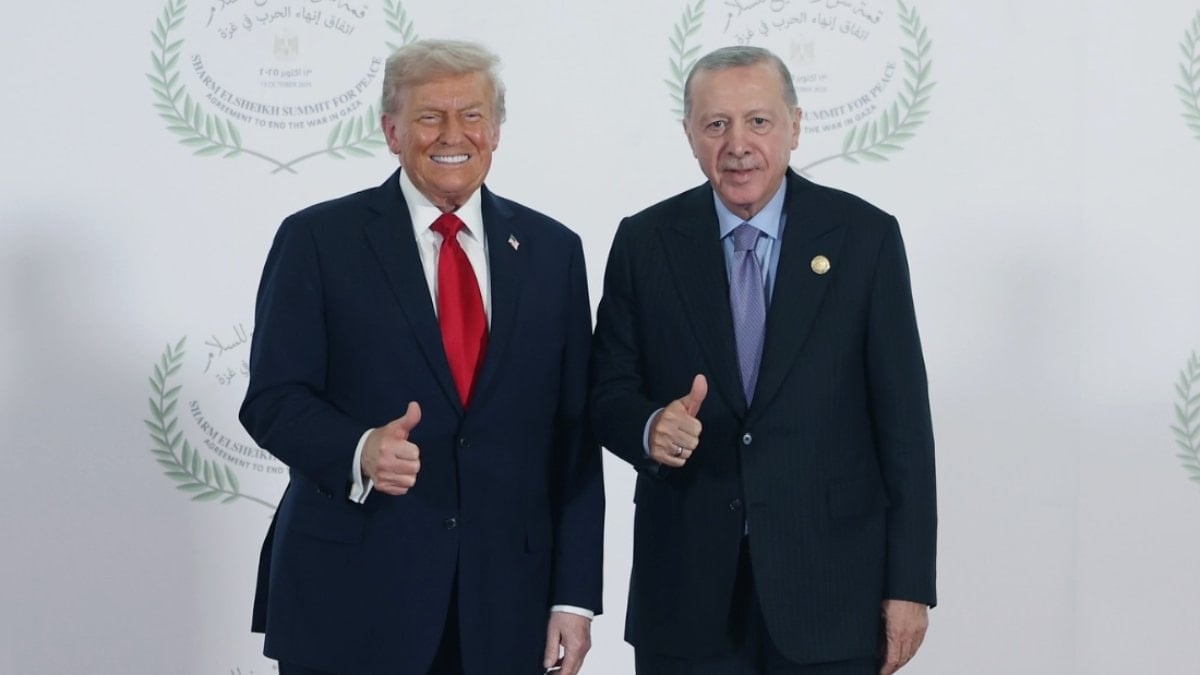 Donald Trump’tan Cumhurbaşkanı Erdoğan’a övgü: O çok güçlü biri
