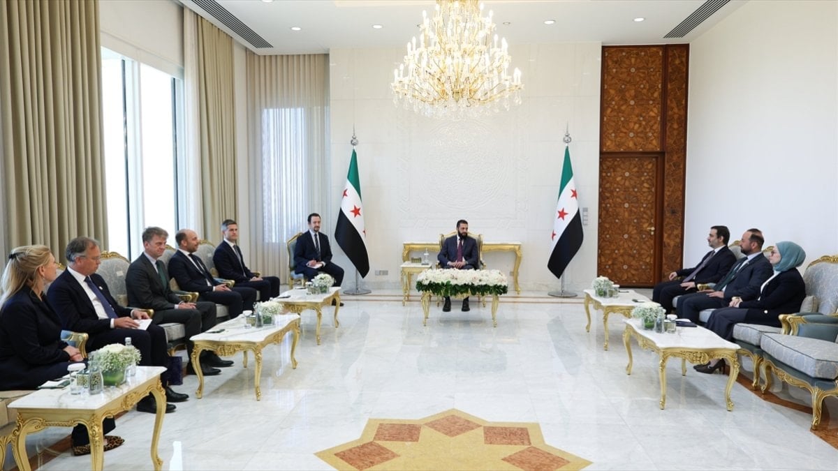 Hollanda’dan Esad sonrası Suriye’ye ilk ziyaret