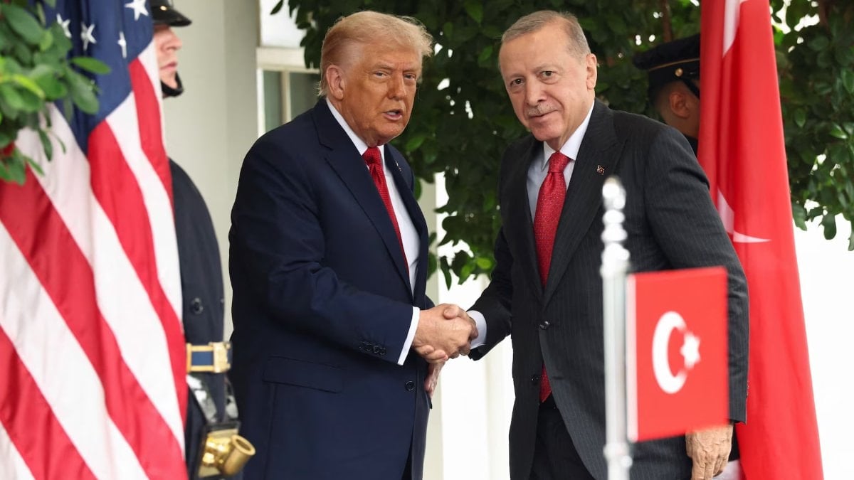 İsrail: Erdoğan, Trump’ı ikna ederek İran’daki Kürt grupların silahlanmasını engelledi