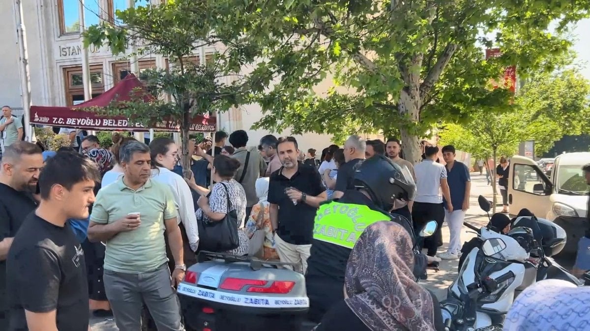 İstanbul’da motosikletli zabıta önce nüfus müdürlüğüne götürdü; sonra sınava yetiştirdi