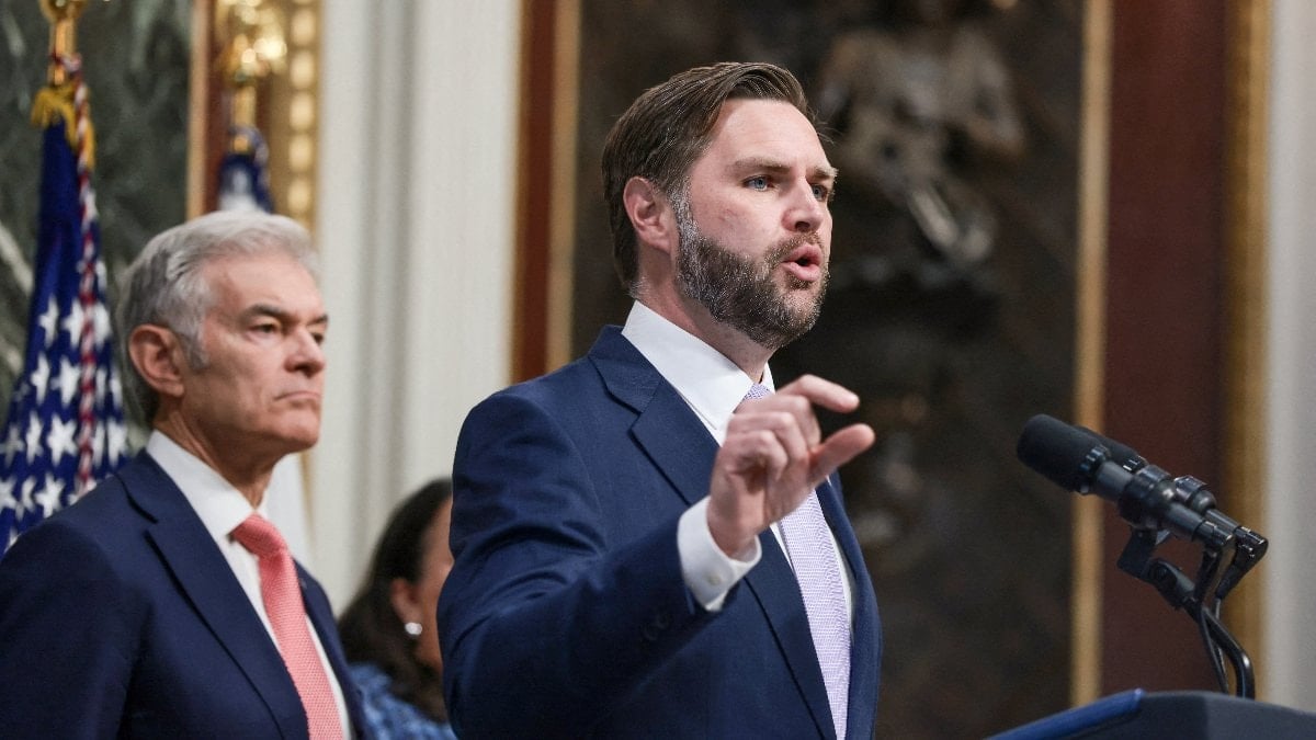 JD Vance: İmza törenine İran Meclis Başkanı ve Dışişleri Bakanı katılacak