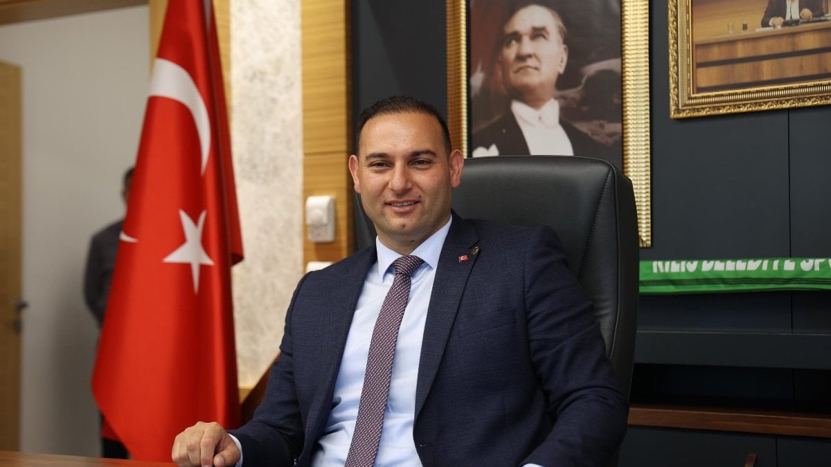 Kilis Belediye Başkanı Hakan Bilecen CHP’den istifa etti