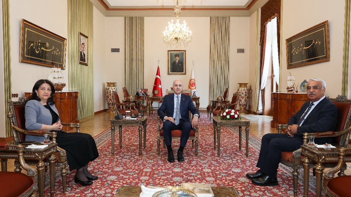 Numan Kurtulmuş, İmralı Heyeti ile görüştü: Yasal düzenlemeler konuşuldu