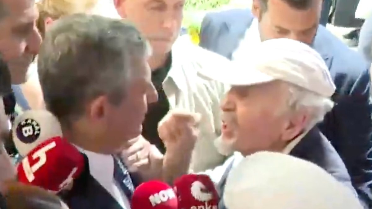 Özgür Özel destekçisi emekli albay, polislere küfür etti