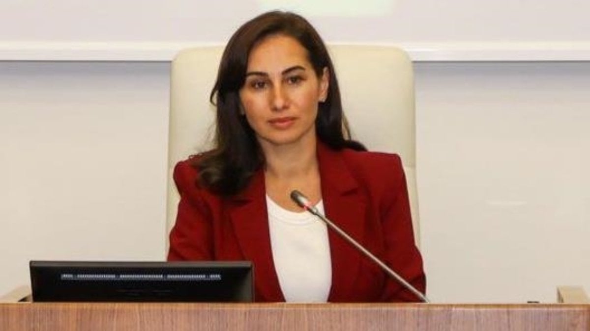 Özlem Vural Gürzel’den İBB’ye tepki: Bize verin hizmeti görün