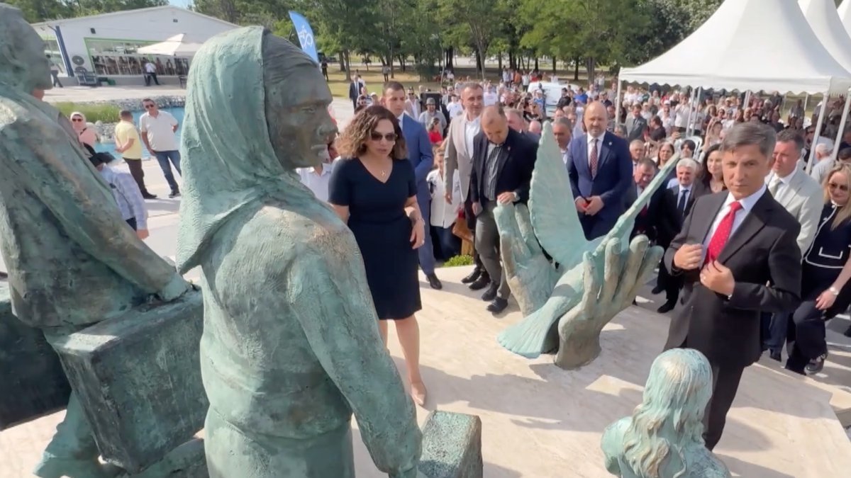 Tekirdağ’da Bulgaristan’dan göçe zorlanan soydaşlar anısına ‘Göç Anıtı’ yaptırıldı