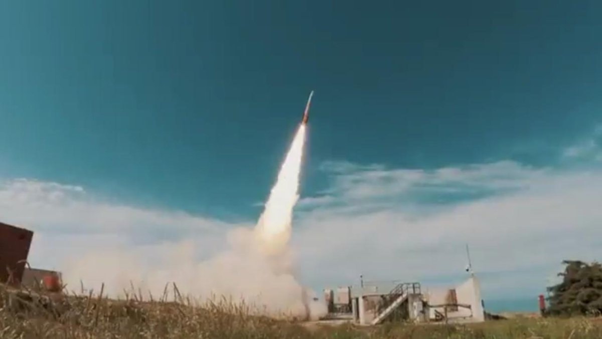 Yunan basını, SİPER-2’nin test atışlarını manşete taşıdı