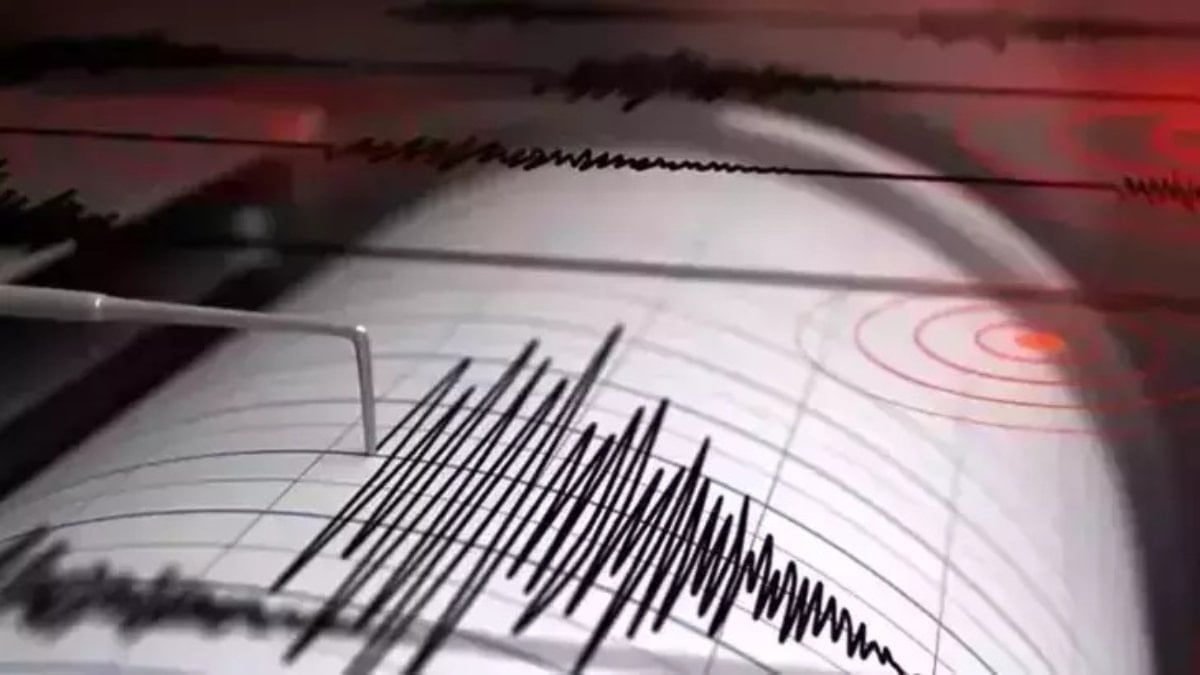 Yunanistan’da 5,2 büyüklüğünde deprem
