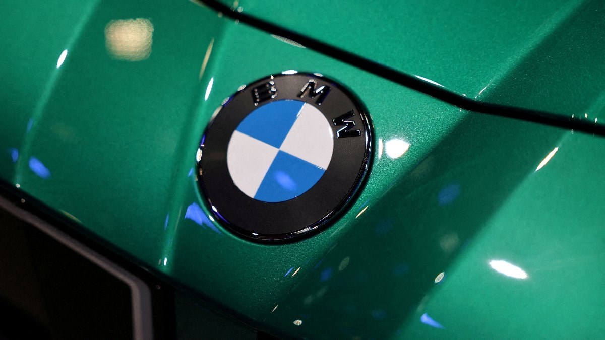 Alman basını: BMW 2027 yılına kadar 8 bin kişiyi işten çıkaracak