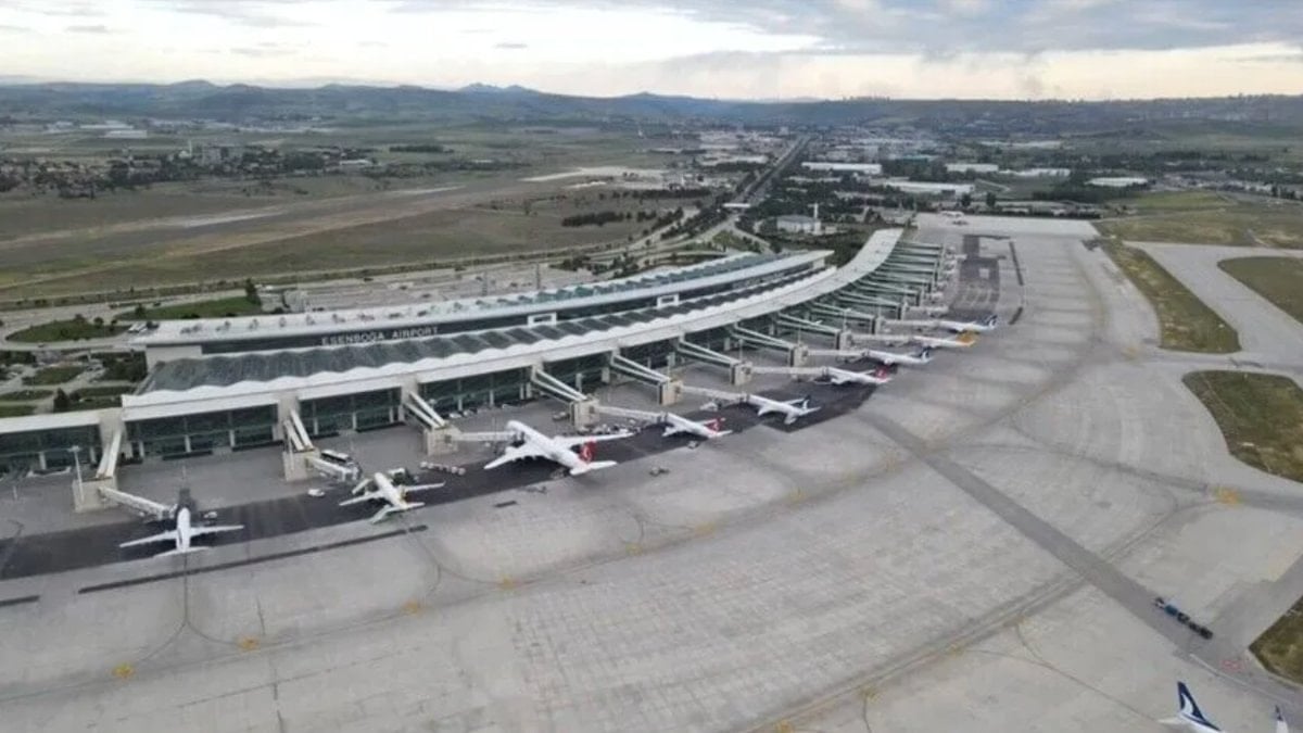 Ankara Esenboğa Havalimanı’nda bazı uçuşlara kısıtlama