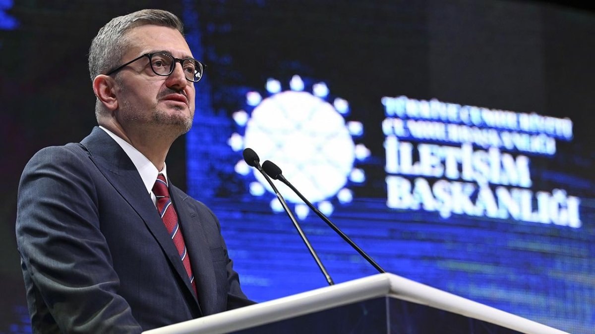 Burhanettin Duran’dan Kıbrıs Barış Harekatı’nın 52’nci yıl dönümü mesajı