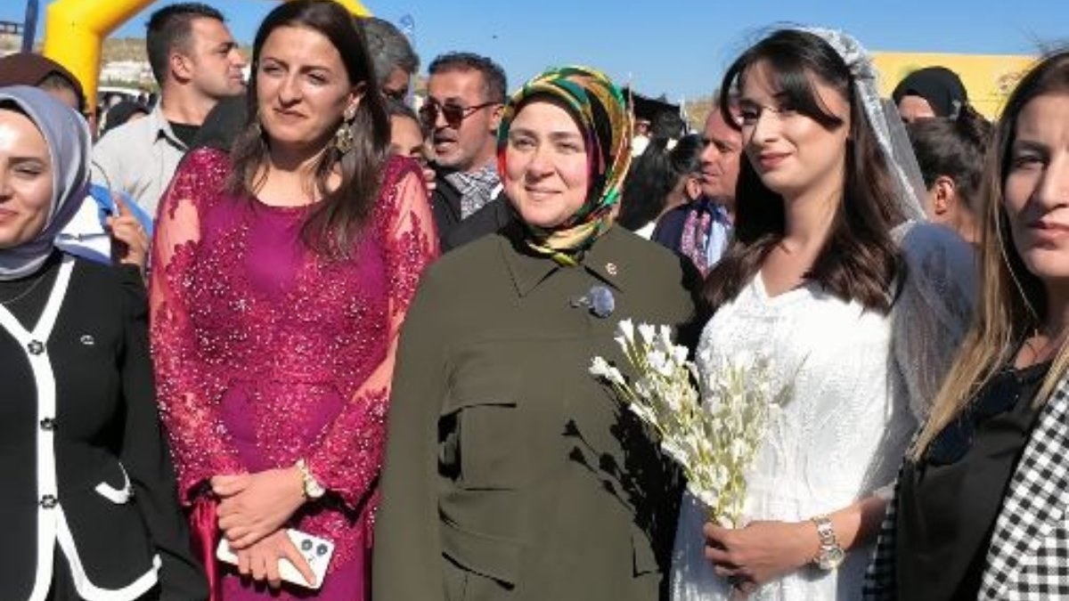 Cumhurbaşkanı Erdoğan, Berçelan Yaylası’ndaki Kadın Şenliği’ne telefonla bağlandı