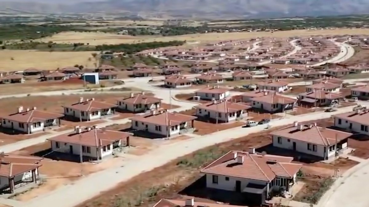 Ensonhaber, Malatya’da inşa edilen deprem konutlarını ziyaret etti